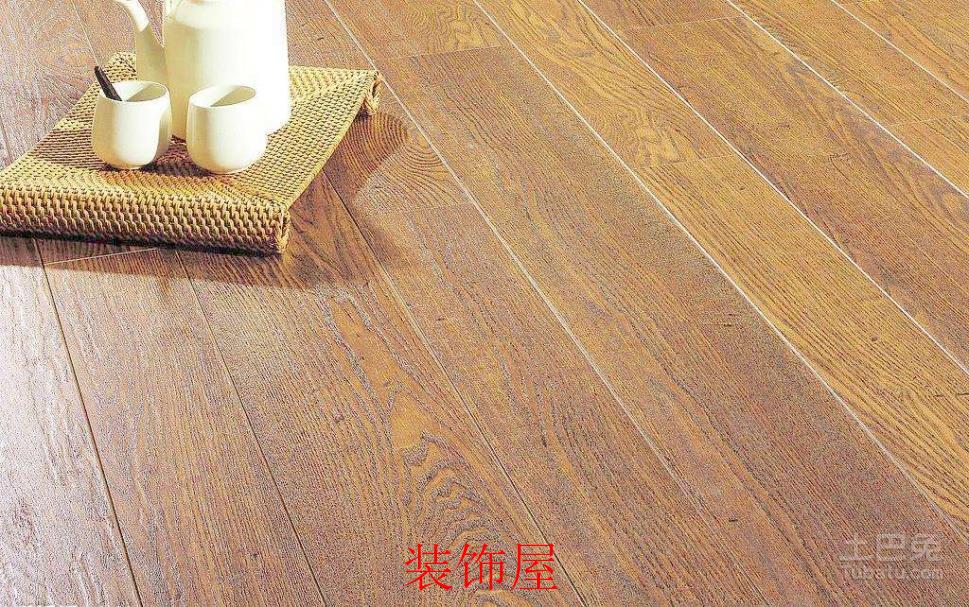 企业应严格要求产品质量 打造环保健康地板产品 企业应严格要求产品质量 打造环保健康地板产品